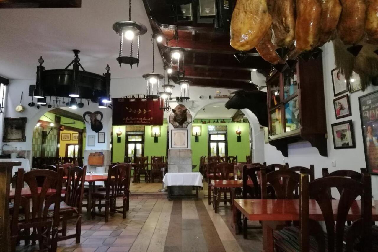 Casual Don Juan Tenorio Sevilla Exterior photo