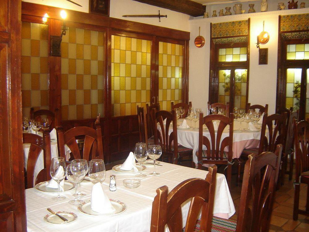 Casual Don Juan Tenorio Sevilla Exterior photo