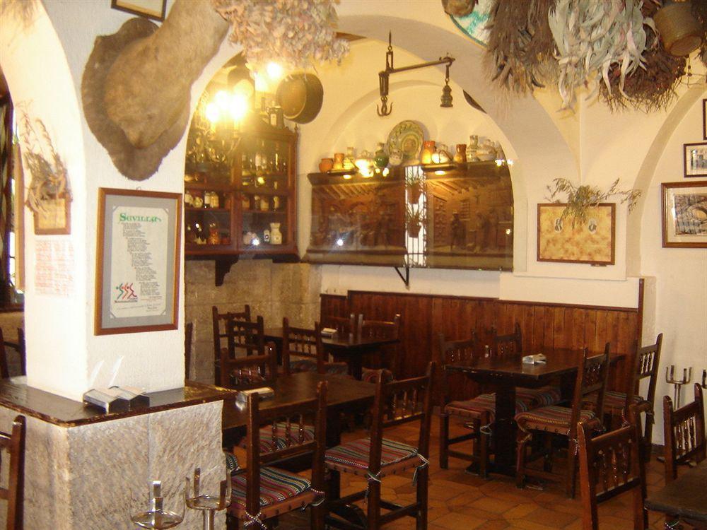 Casual Don Juan Tenorio Sevilla Exterior photo